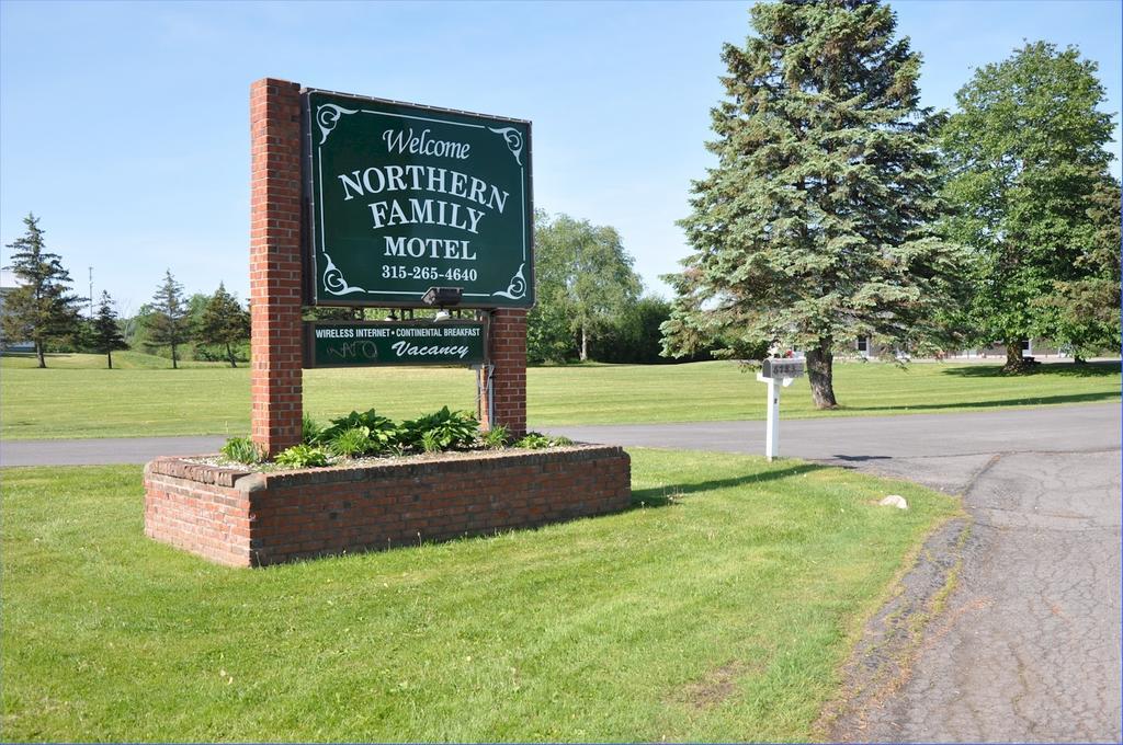 Northern Family Motel Potsdam Exteriér fotografie